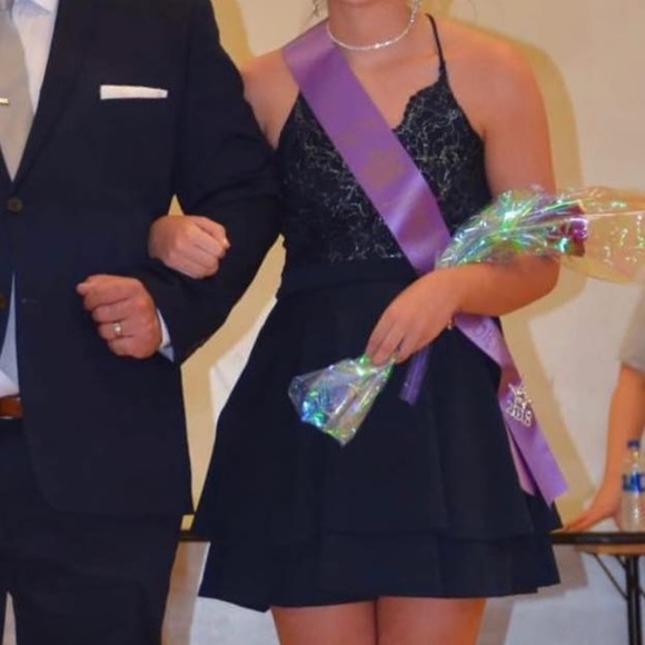 GRACED IN LACE SKATER DRESS - Picture 5 of 5